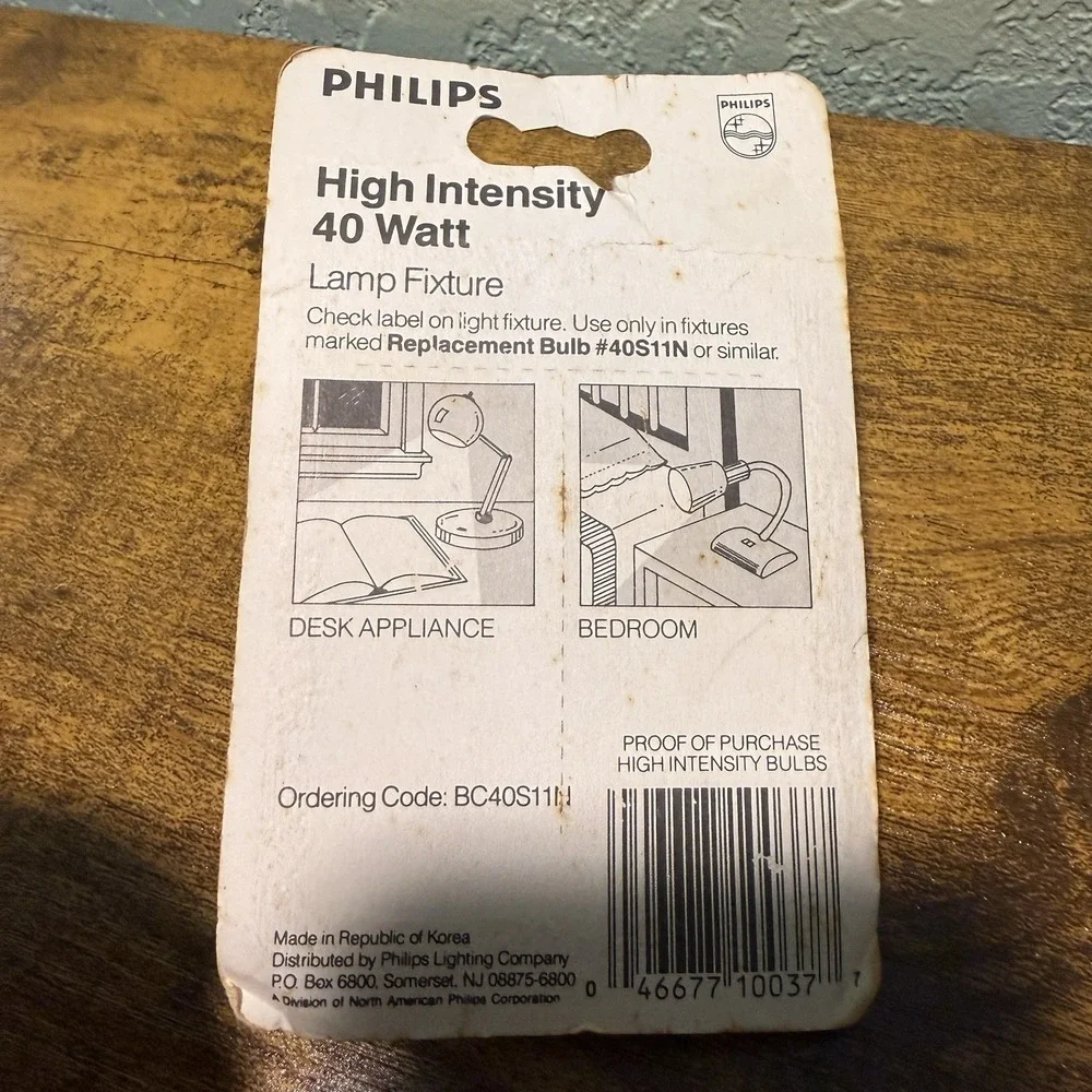New Sealed‎ 40 watt high intensity bulb PHILIPS Lamp Fixture  For 120v Fixture